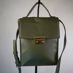 Forever 21 Green Crossbody Messenger Bag